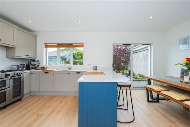 88 Oak Glade, Blessington Road, Naas, Co. Kildare 