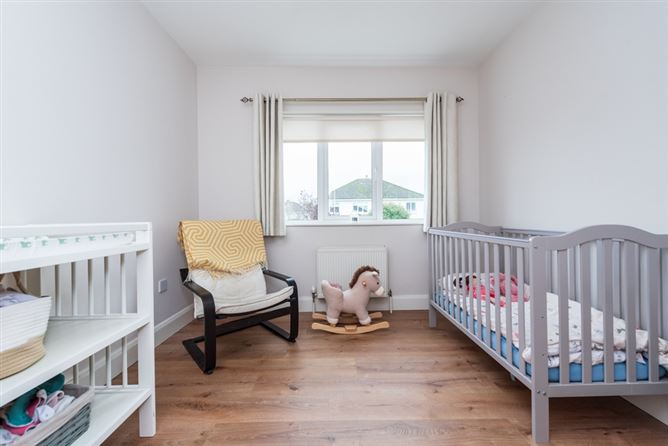 88 Oak Glade, Blessington Road, Naas, Co. Kildare 
