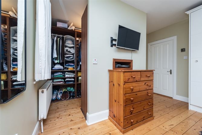 88 Oak Glade, Blessington Road, Naas, Co. Kildare 