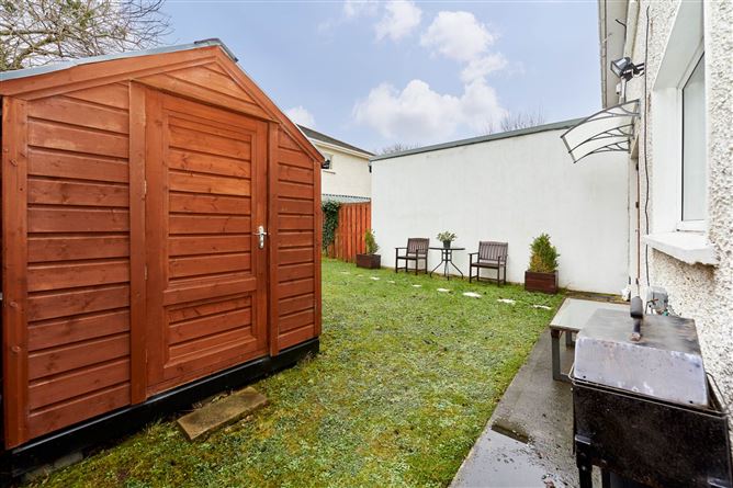 2 Riverwood Lawn, Castleknock, Dublin 15, County Dublin
