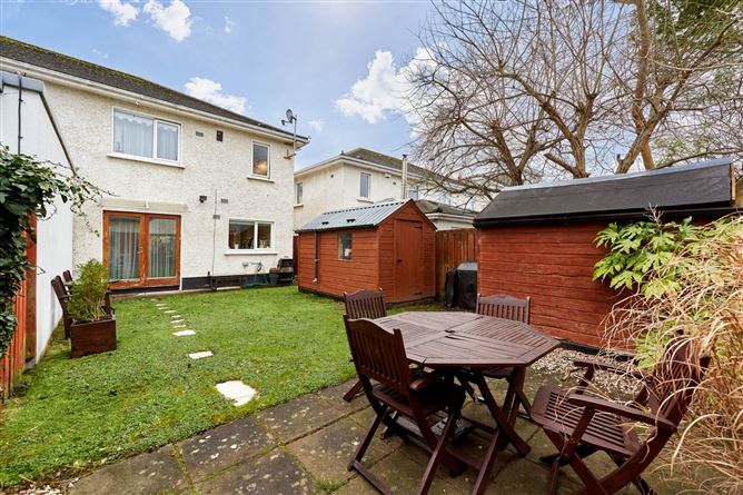 2 Riverwood Lawn, Castleknock, Dublin 15, County Dublin