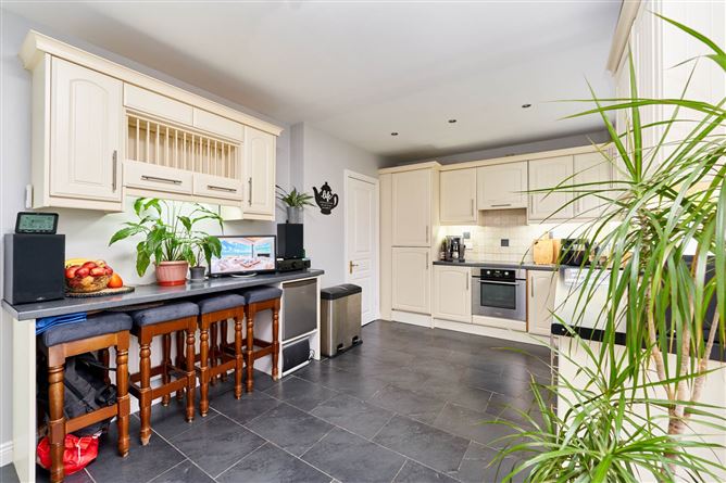 2 Riverwood Lawn, Castleknock, Dublin 15, County Dublin