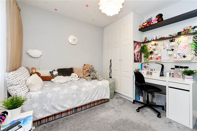 2 Riverwood Lawn, Castleknock, Dublin 15, County Dublin