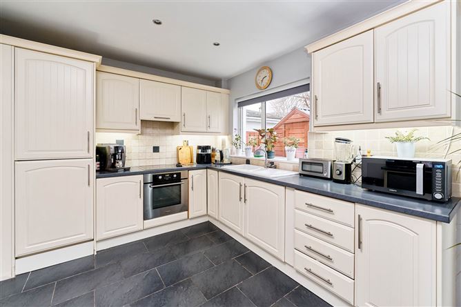 2 Riverwood Lawn, Castleknock, Dublin 15, County Dublin