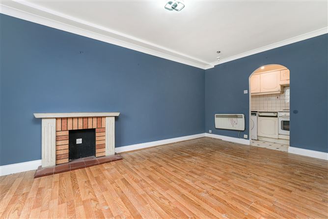 50 Stapleton House, Mountjoy Square, Dublin 1