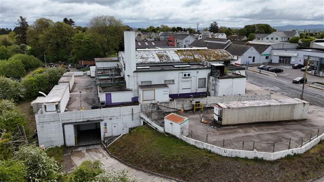 Photo 6 of 42 — Boherbue, Co. Cork