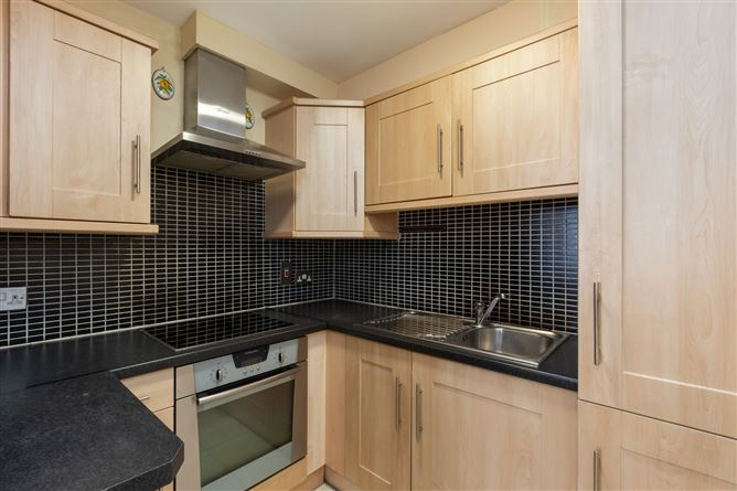 Photo 5 of 10 — Apt 8 Ardee Court, Ardee Street, Dublin 8