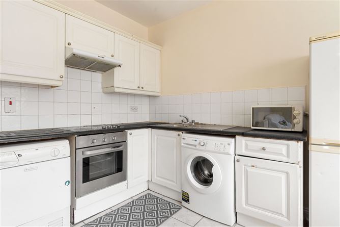 2 Hanbury Hall, Hanbury Lane, Dublin 8