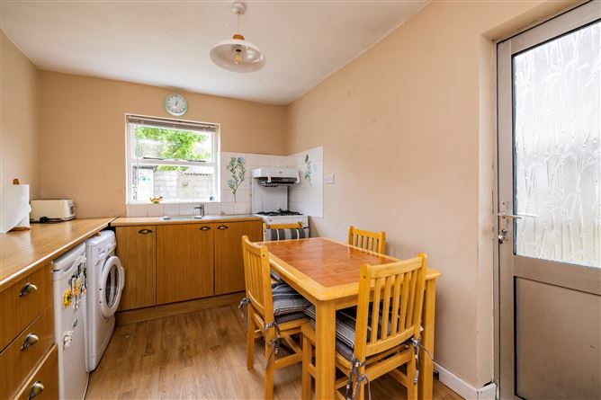 102 St Patrick’s Crescent, Monkstown Farm, Dun Laoghaire, County Dublin