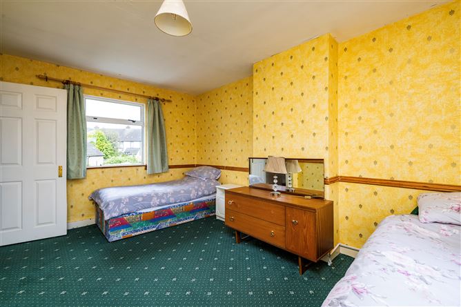102 St Patrick’s Crescent, Monkstown Farm, Dun Laoghaire, County Dublin
