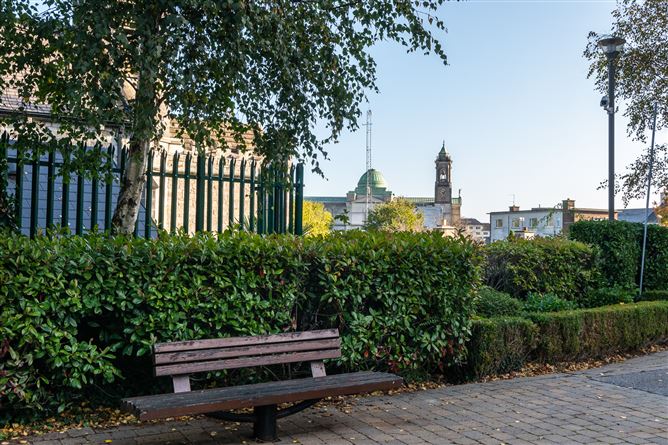 22 The Parade, Bastion Court, Connaught St., Athlone, Co. Westmeath