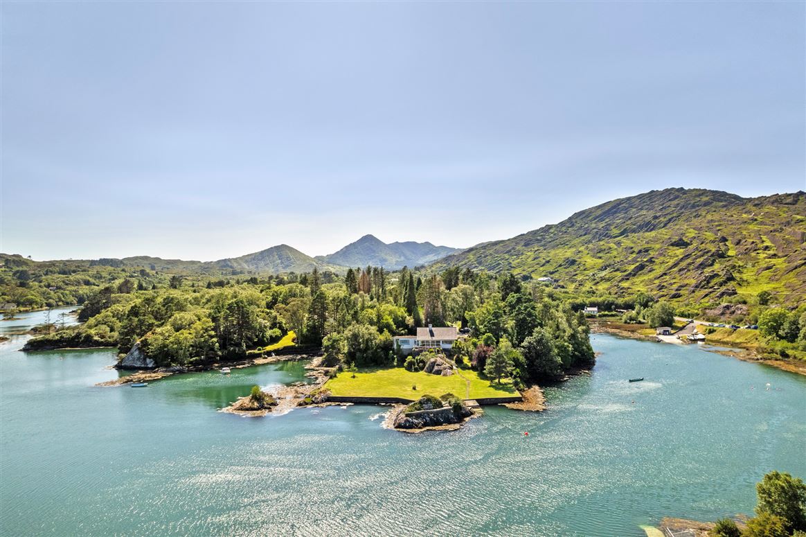 Brylands, Inchintaggart, Glengarriff, Co. Cork
