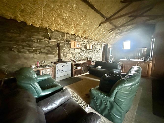 Drumnahoagh House & Lands, Drumnahoagh, Letterkenny, Co. Donegal