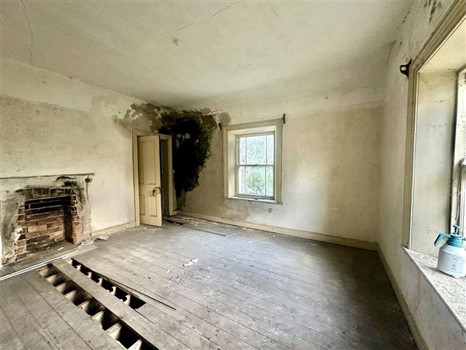 Drumnahoagh House & Lands, Drumnahoagh, Letterkenny, Co. Donegal