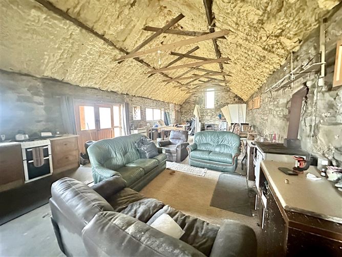 Drumnahoagh House & Lands, Drumnahoagh, Letterkenny, Co. Donegal