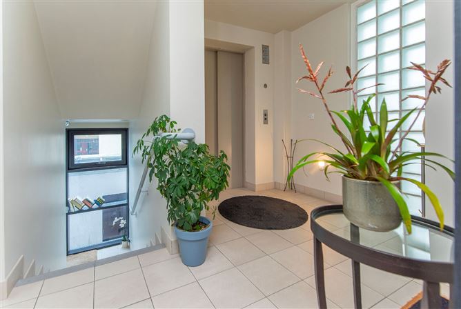 Apartment 1, 37/39 Forster Street, Galway