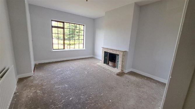 2 Woodlands Avenue, Dromahair, Leitrim