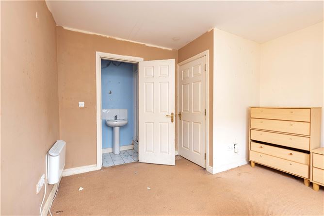 23 Johnston Court, Church Street, Cavan