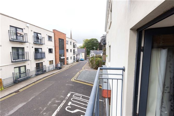 23 Johnston Court, Church Street, Cavan