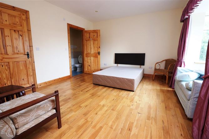 Murmod, Virginia, Cavan
