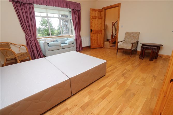 Murmod, Virginia, Cavan