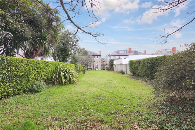 33 Seafield Avenue, Clontarf,   Dublin 3