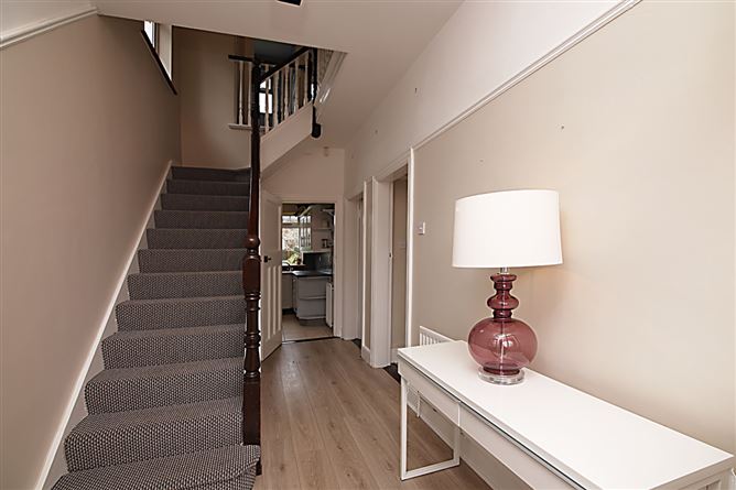 33 Seafield Avenue, Clontarf,   Dublin 3