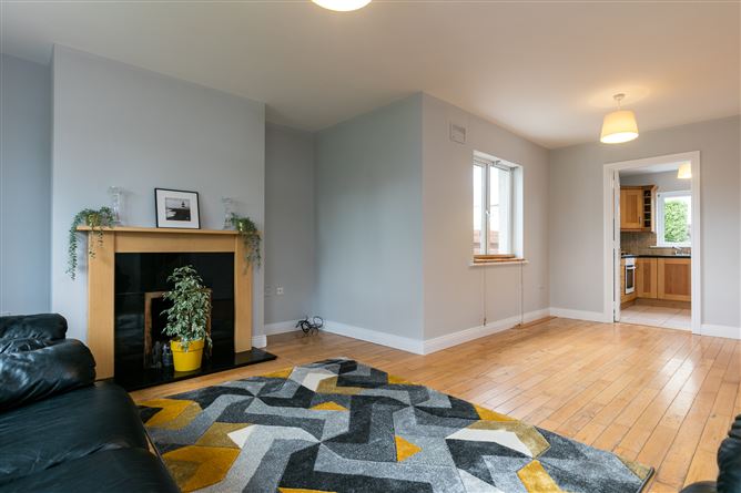2 Oakwood, Gorey, Co. Wexford