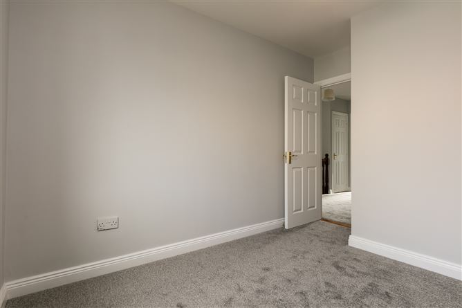2 Oakwood, Gorey, Co. Wexford