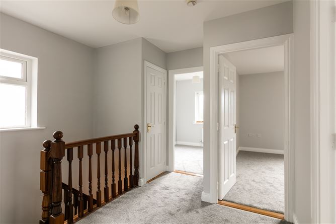 2 Oakwood, Gorey, Co. Wexford