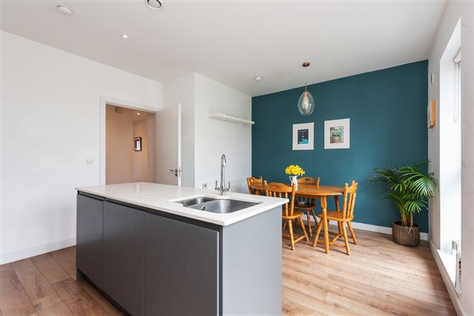 4 White Pines Grove, Stocking Avenue, Rathfarnham, Dublin 16
