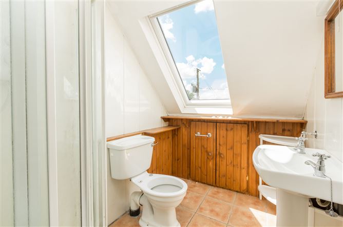11 Ard Aoibhinn, Monivea, Co. Galway