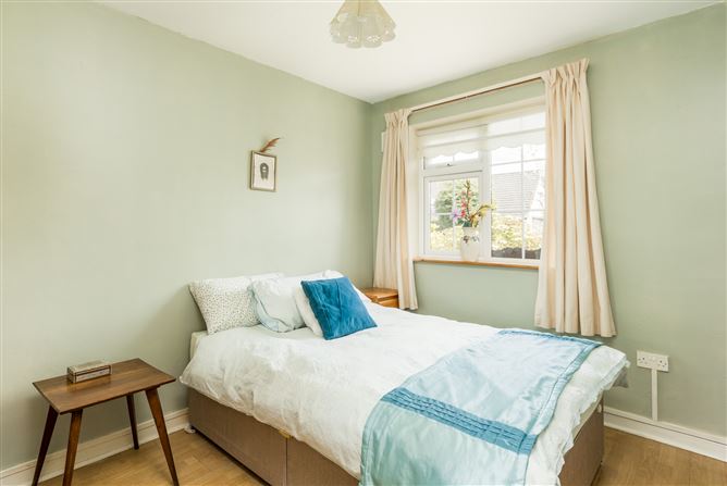 11 Ard Aoibhinn, Monivea, Co. Galway