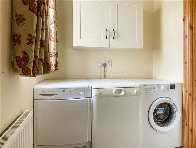 11 Ard Aoibhinn, Monivea, Co. Galway