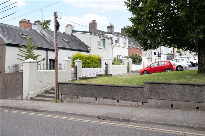 4 Harrington Square, St Lukes, Cork City, Co. Cork