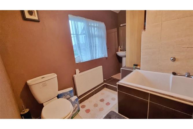 84 Rory O'Connor Park, Dun Laoghaire, Co. Dublin