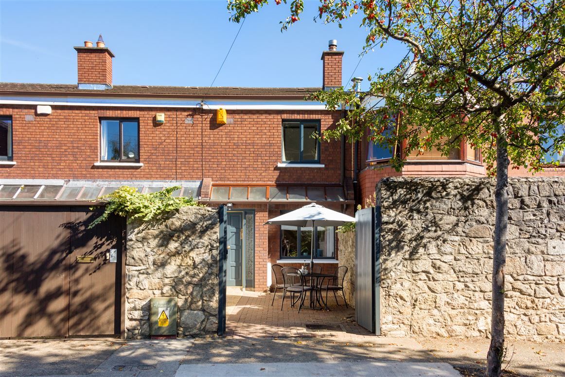35 Pembroke Gardens, Ballsbridge, Dublin 4
