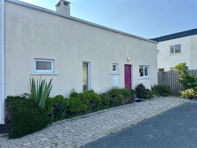 7 Lexington Court, Rosslare Strand, Wexford