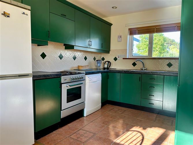 7 Lexington Court, Rosslare Strand, Wexford