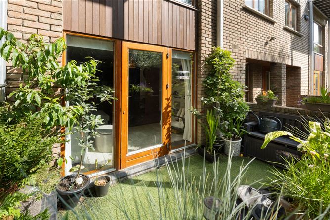 Photo 13 of 15 — 133 Hunter's Green, Hunterswood, Ballycullen, Dublin 24