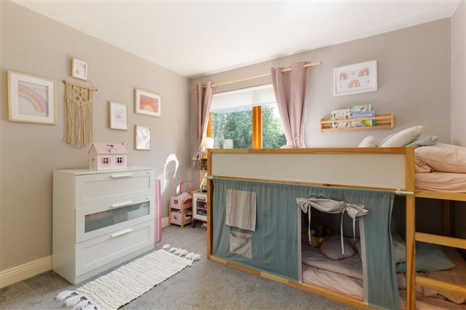 Photo 12 of 15 — 133 Hunter's Green, Hunterswood, Ballycullen, Dublin 24