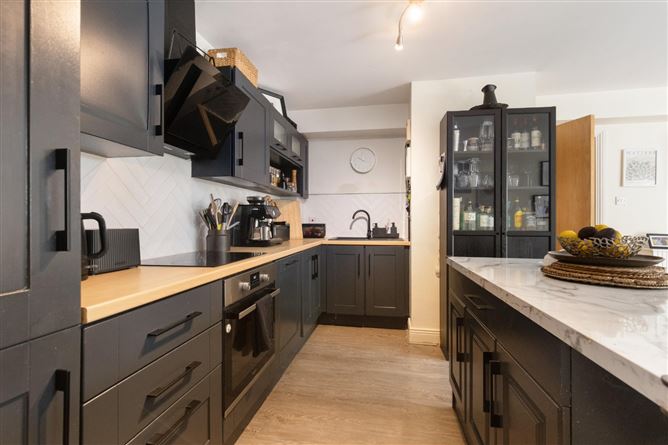 Photo 7 of 15 — 133 Hunter's Green, Hunterswood, Ballycullen, Dublin 24