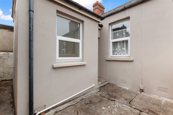 Photo 10 of 14 — 61 St Josephs Place, Dorset Street Upper, Dublin 7