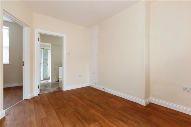 Photo 8 of 14 — 61 St Josephs Place, Dorset Street Upper, Dublin 7