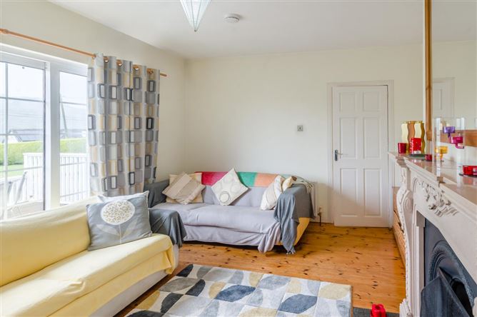 3 Bed in Moville,Moville,  Donegal