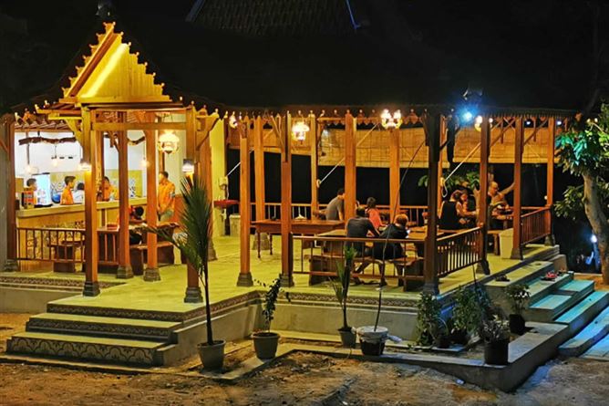 Private, Ary's Lagoon Resort, Central Java, Kemujan