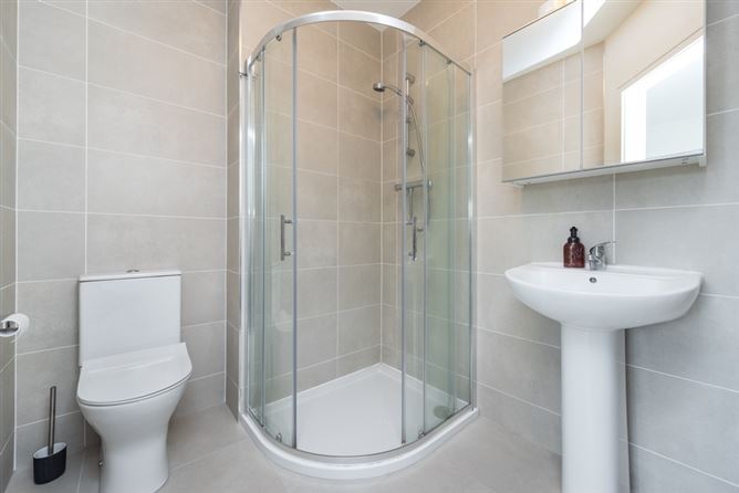 1 Oak Park Square, Oak Park, Naas, Co. Kildare. 