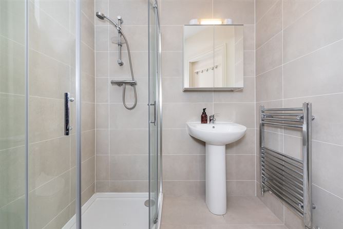1 Oak Park Square, Oak Park, Naas, Co. Kildare. 