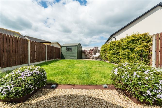1 Oak Park Square, Oak Park, Naas, Co. Kildare. 