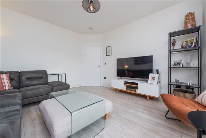 1 Oak Park Square, Oak Park, Naas, Co. Kildare. 